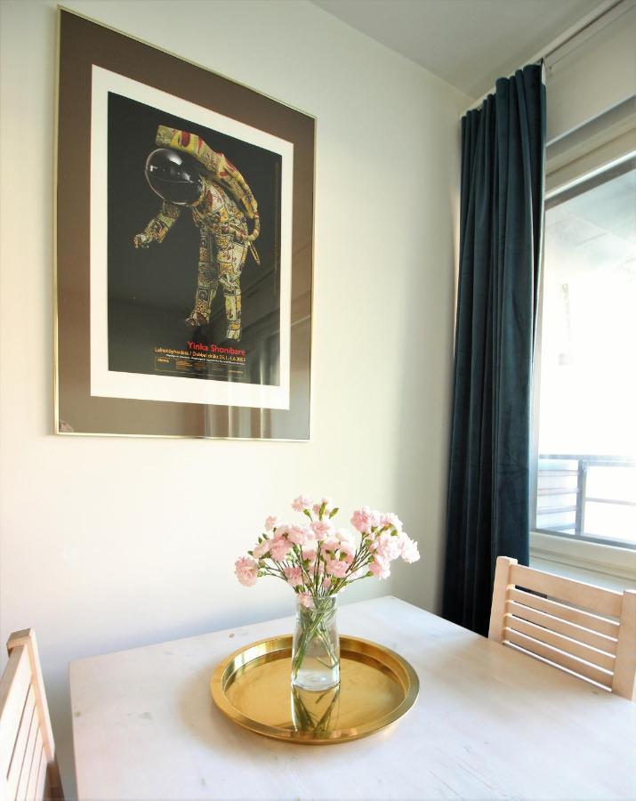 Stay Here Apartment Kamppi Хельсинки Экстерьер фото